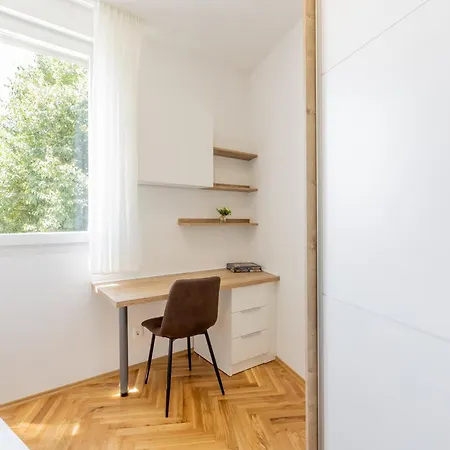 Ema 3 Apartment