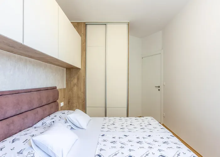 Ema 3 Apartament *